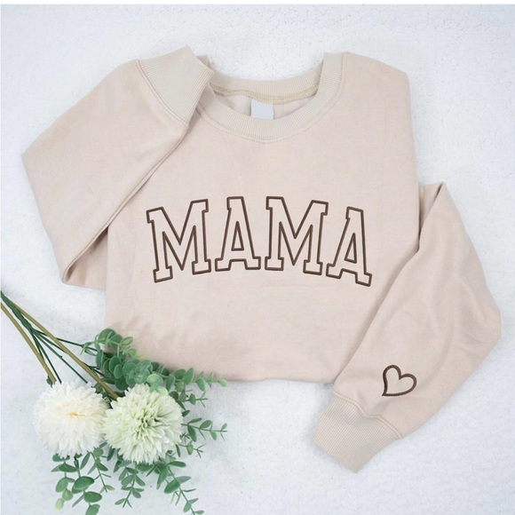 Embroidered “MAMA” Crew Neck Sweatshirt (S) NWT - Picture 4 of 4